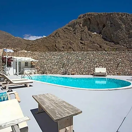 Lavarock Santorini 호텔 3*