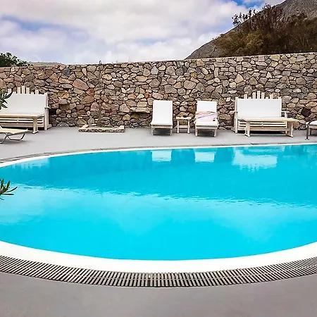 מלון Lavarock Santorini 3*