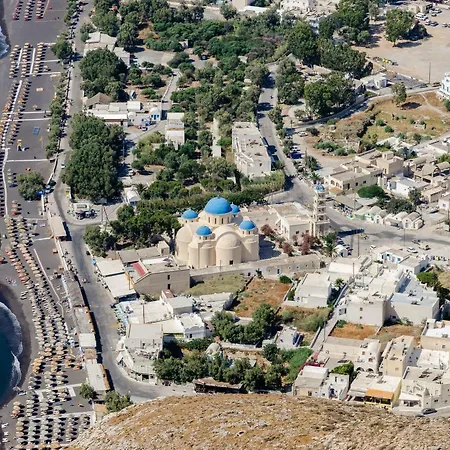 Lavarock Santorini 3* פריסה