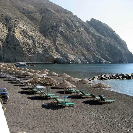 Lavarock Santorini 3* פריסה