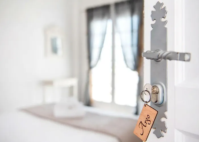 Lavarock Santorini Hotell Perissa (Santorini)