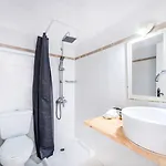Hotel Lavarock Santorini