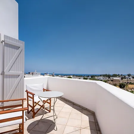 Lavarock Santorini Perissa (Santorini)