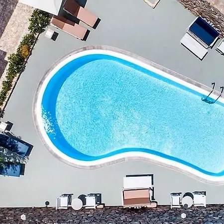 Hotel Lavarock Santorini