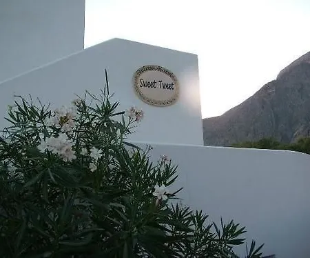 Daire Lavarock Santorini Perissa (Santorini)