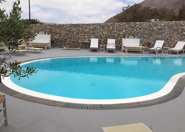 Lavarock Santorini Hotel Perissa (Santorini)