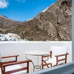 Lavarock Santorini 3* Perissa (Santorini)