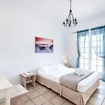 Hotel Lavarock Santorini