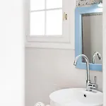 Lavarock Santorini 3* Perissa (Santorini)