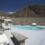 Lavarock Santorini