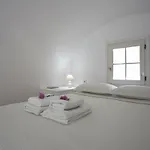 Lavarock Santorini Hotel 3*