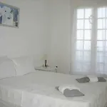 Lavarock Santorini Hotel 3*