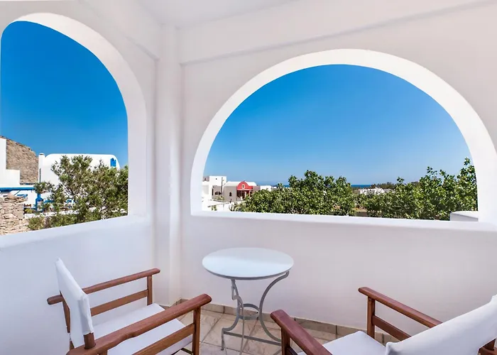 Отель Lavarock Santorini