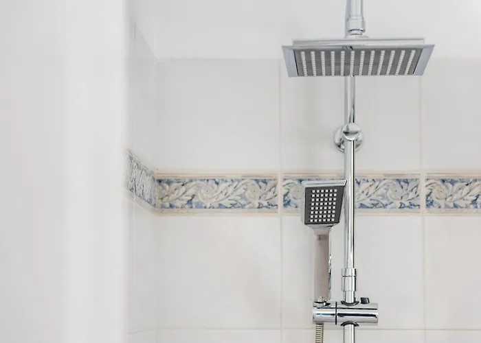 Отель Lavarock Santorini 3*